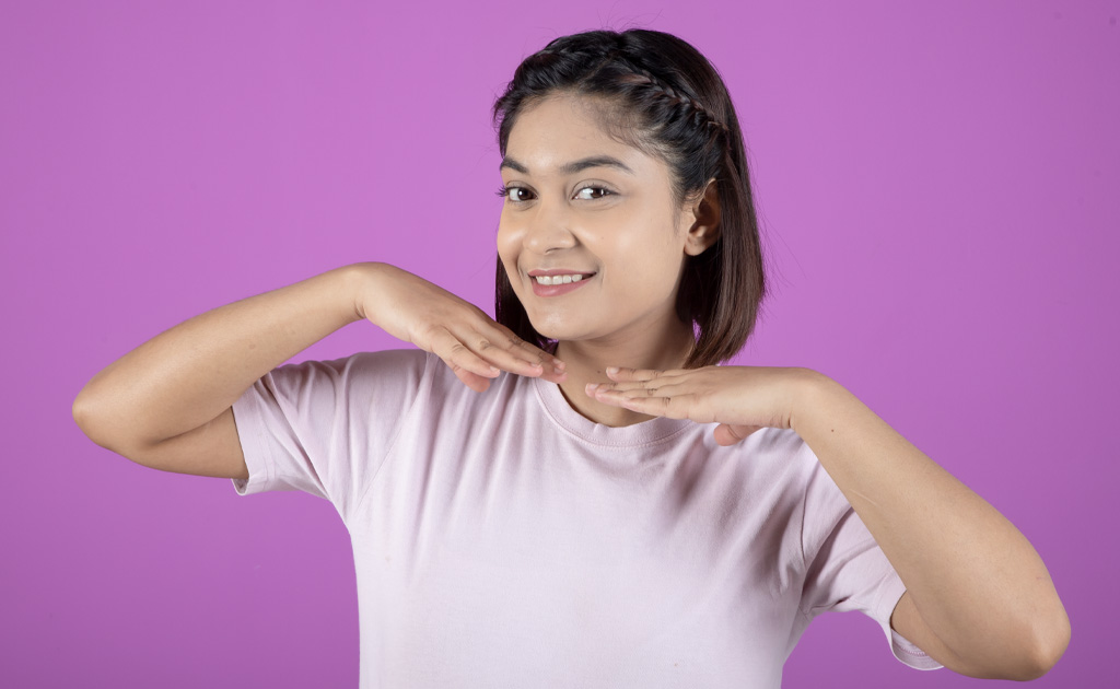 ভিটামিন সি vs আলফা আরবুটিন | ব্রাইটেনিংয়ের জন্য কোনটি বেশি কার্যকর?