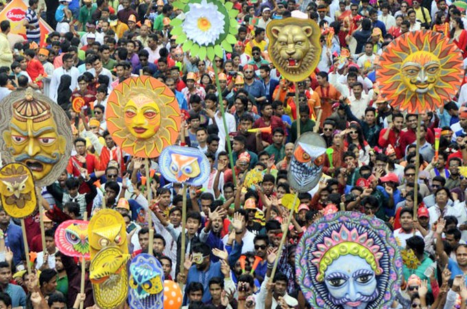 পহেলা বৈশাখে কিভাবে উৎযাপন করব?