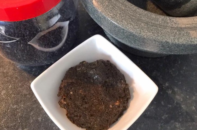 ঠাণ্ডায় আরাম দিতে মজাদার একটি ভর্তা রেসিপি
