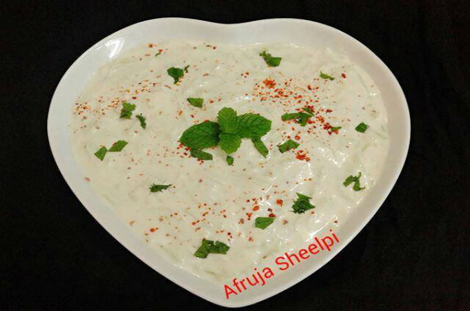 পোলাও, বিরিয়ানির সাথে মুখরোচক শসার রায়তা!