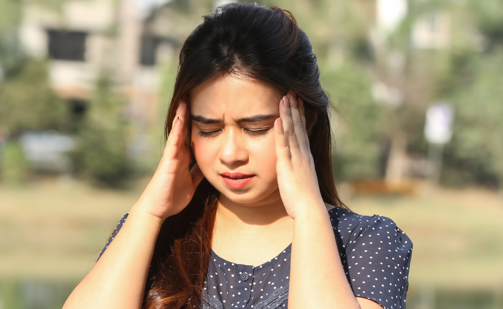 মাইগ্রেনের ব্যথা কেন হয় এবং প্রতিরোধের কোনো উপায় আছে কি?
